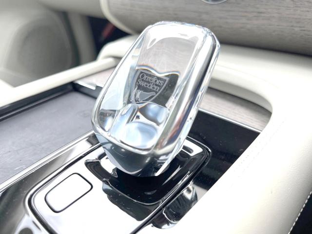 ＸＣ９０ Ｂ６　ＡＷＤ　インスクリプション　認定中古車　ＡＷＤ　サンルーフ　ナッパレザーシート　Ｂ＆Ｗプレミアムサウンド　インテリセーフ　衝突被害軽減ブレーキ　３６０°ビューカメラ　パイロットアシスト　レーダークルーズ　純正９インチナビエアサス（11枚目）