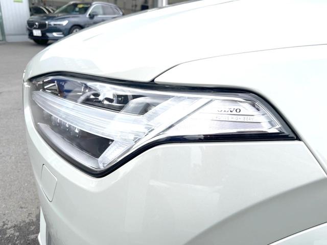 ＸＣ９０ Ｂ６　ＡＷＤ　インスクリプション　認定中古車　ＡＷＤ　サンルーフ　ナッパレザーシート　Ｂ＆Ｗプレミアムサウンド　インテリセーフ　衝突被害軽減ブレーキ　３６０°ビューカメラ　パイロットアシスト　レーダークルーズ　純正９インチナビエアサス（17枚目）