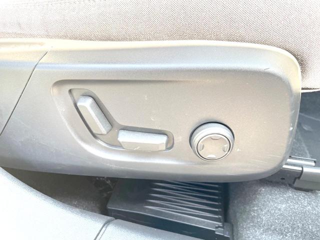 ＸＣ４０ プラス　プロ　Ｂ４　ＡＷＤ　認定中古車　ＡＷＤインテリセーフ　衝突被害軽減ブレーキ　レーダークルーズ　純正９インチナビ　フロントカメラ　バックカメラ　サイドカメラ　純正ナビ　シートヒーター　ＬＥＤヘッドライト　Ｂｌｕｅｔｏｏｔｈ（10枚目）