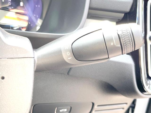 ＸＣ４０ プラス　プロ　Ｂ４　ＡＷＤ　認定中古車　ＡＷＤインテリセーフ　衝突被害軽減ブレーキ　レーダークルーズ　純正９インチナビ　フロントカメラ　バックカメラ　サイドカメラ　純正ナビ　シートヒーター　ＬＥＤヘッドライト　Ｂｌｕｅｔｏｏｔｈ（39枚目）