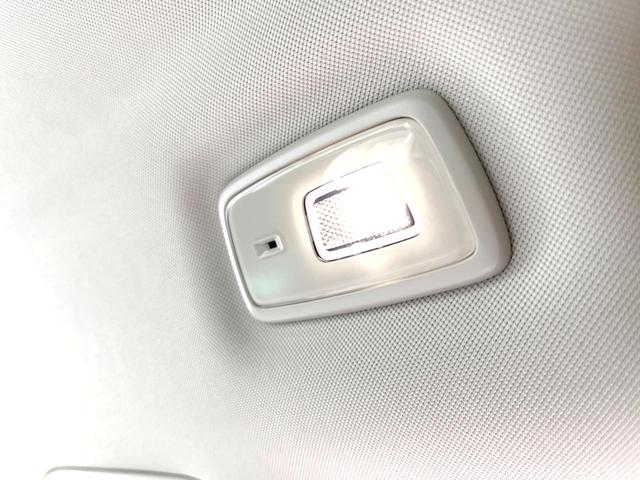 Ｖ６０ アルティメット　Ｂ４　ダークエディション　認定中古車　パノラマルーフ　Ｂｏｗｅｒｓ　＆　Ｗｉｌｋｉｎｓ　Ｇｏｏｇｌｅナビ　インテリセーフ　衝突被害軽減　３６０°ビューカメラ　パイロットアシスト　レーダークルーズ　シートヒーター　パワーシート（52枚目）