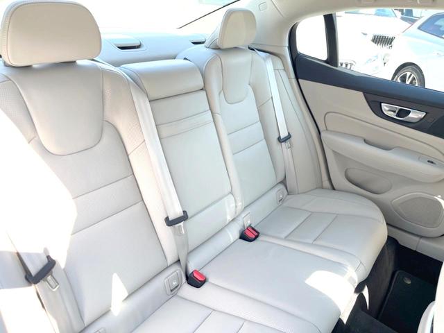 S60 T5 インスクリプション 認定中古車 ナッパレザー harman/kardon インテリセーフ 衝突被害軽減ブレーキ 360°ビューカメラ パイロットアシスト レーダークルーズ 純正9インチナビ シートヒーター フルセグナビ(13枚目)