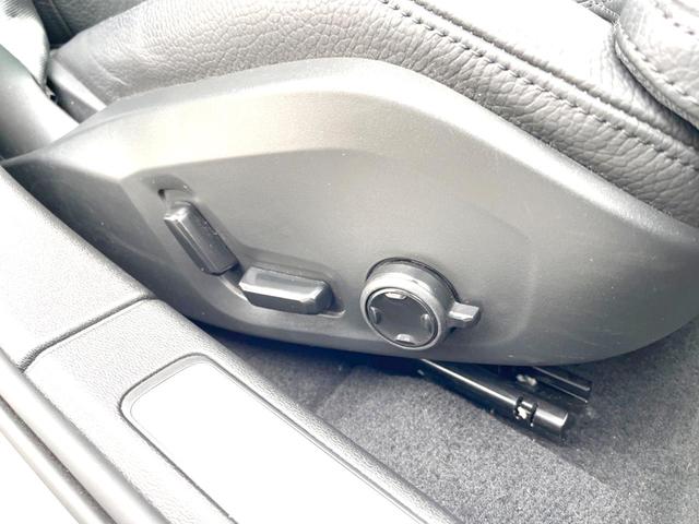 Ｖ６０ Ｂ４　モメンタム　認定中古車　純正９インチナビ　革シート　パイロットアシスト　シートヒーター　パワーシート　バックカメラ　Ａｐｐｌｅ　Ｃａｒ　Ｐｌａｙ　Ｂｌｕｅｔｏｏｔｈ　フルセグ　パワーバックドア　ＬＥＤヘッドライト（8枚目）