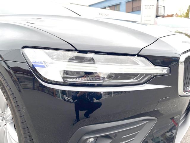 Ｖ６０ Ｂ４　モメンタム　認定中古車　純正９インチナビ　革シート　パイロットアシスト　シートヒーター　パワーシート　バックカメラ　Ａｐｐｌｅ　Ｃａｒ　Ｐｌａｙ　Ｂｌｕｅｔｏｏｔｈ　フルセグ　パワーバックドア　ＬＥＤヘッドライト（15枚目）