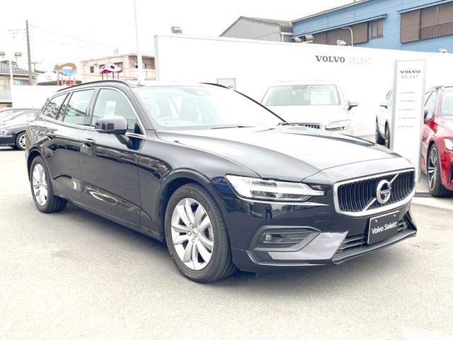 Ｖ６０ Ｂ４　モメンタム　認定中古車　純正９インチナビ　革シート　パイロットアシスト　シートヒーター　パワーシート　バックカメラ　Ａｐｐｌｅ　Ｃａｒ　Ｐｌａｙ　Ｂｌｕｅｔｏｏｔｈ　フルセグ　パワーバックドア　ＬＥＤヘッドライト（22枚目）