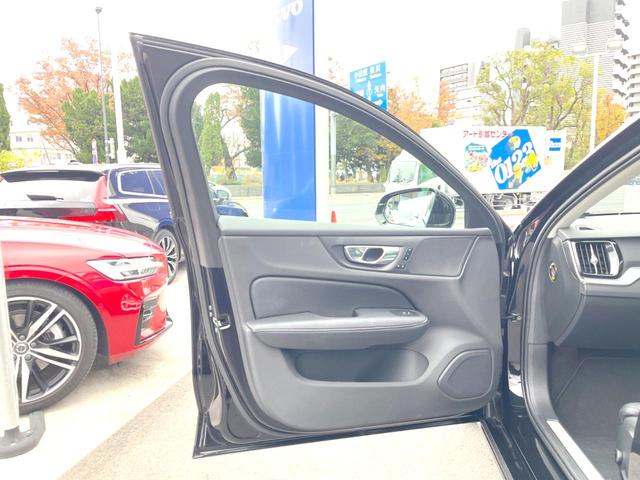 Ｖ６０ Ｂ４　モメンタム　認定中古車　純正９インチナビ　革シート　パイロットアシスト　シートヒーター　パワーシート　バックカメラ　Ａｐｐｌｅ　Ｃａｒ　Ｐｌａｙ　Ｂｌｕｅｔｏｏｔｈ　フルセグ　パワーバックドア　ＬＥＤヘッドライト（27枚目）