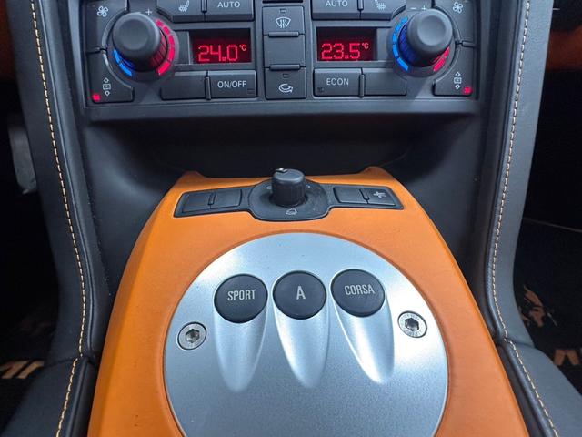 ガヤルド ＬＰ５６０－４　オレンジキャリパー　ダブルウィッシュボーン　ベンチレーテッドディスク　フロントリフター　パワーシート　ネロ・ノクティス　ガラスエンジンフード（29枚目）