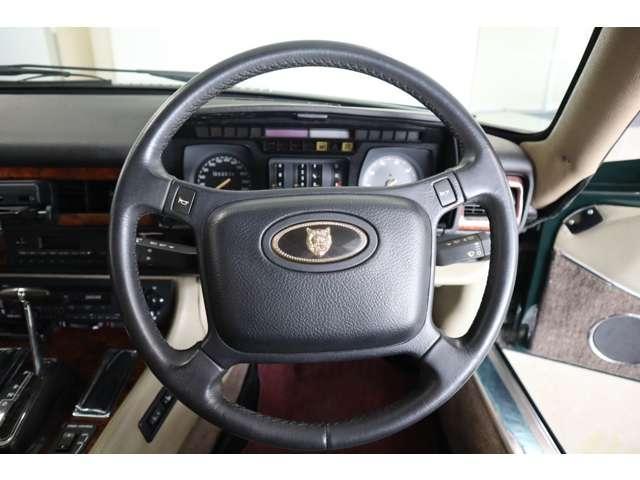ジャガー XJ-S クーペ S 革シート・シートヒーター・パワー ジャガー XJ-S クーペ S 革シート・シートヒーター・パワー