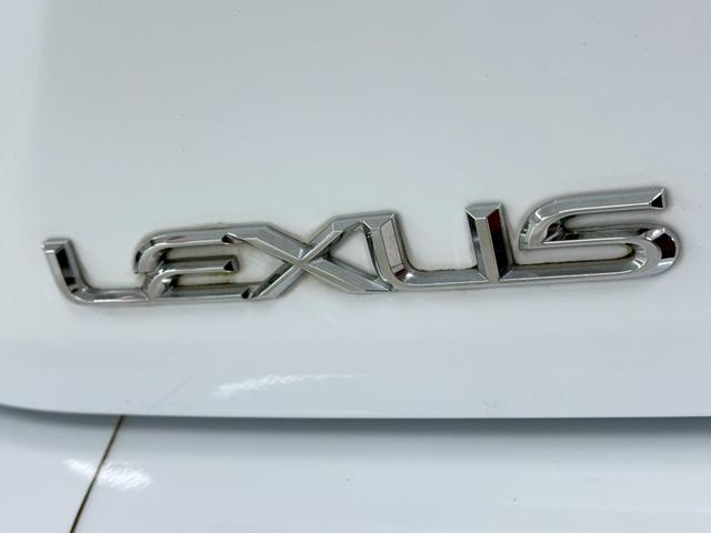 ＲＸ ＲＸ３００　Ｆスポーツ　３眼ＬＥＤヘッドライト・ＨＵＤ・パノラマハーフ・赤革シート＆ベンチレーション・ハンドルヒーター＆シートヒーター・置くだけ充電・サイド＆バックカメラ・ＴＶジャンパー・メーカーＯＰナビ（18枚目）