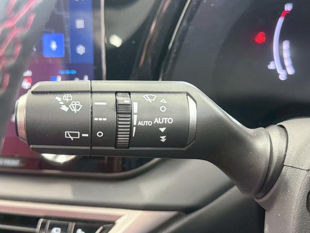ＲＸ ＲＸ５００ｈ　Ｆスポーツパフォーマンス　４ＷＤ　ＩＴＳコネクト・輻射ヒーター・赤レザー・３眼ＬＥＤヘッドライト・ＨＵＤ・３６０度カメラ・ヘッドライトクリーナー・デジタルインナーミラー・ドラレコ・マットブラックＡＷ（26枚目）
