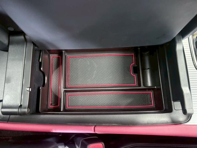 ＲＸ ＲＸ５００ｈ　Ｆスポーツパフォーマンス　４ＷＤ　ＩＴＳコネクト・輻射ヒーター・赤レザー・３眼ＬＥＤヘッドライト・ＨＵＤ・３６０度カメラ・ヘッドライトクリーナー・デジタルインナーミラー・ドラレコ・マットブラックＡＷ（33枚目）