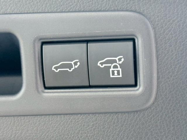 ＲＸ ＲＸ３５０　Ｆスポーツ　ＴＲＤエアロ・ＴＲＤマフラー・ＩＴＳコネクト・ＨＵＤ・パノラマサンルーフ・３眼ＬＥＤヘッドライト・ヘッドライトクリーナー・デジタルインナーミラー・赤革シート・輻射ヒーター（11枚目）
