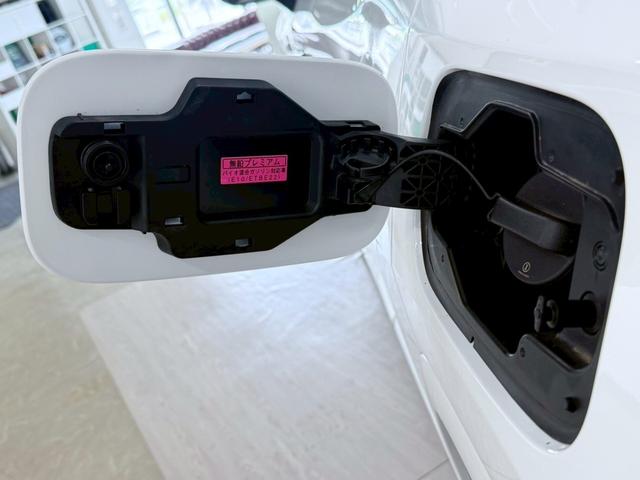 ＲＸ ＲＸ３５０　Ｆスポーツ　ＴＲＤエアロ・ＴＲＤマフラー・ＩＴＳコネクト・ＨＵＤ・パノラマサンルーフ・３眼ＬＥＤヘッドライト・ヘッドライトクリーナー・デジタルインナーミラー・赤革シート・輻射ヒーター（21枚目）
