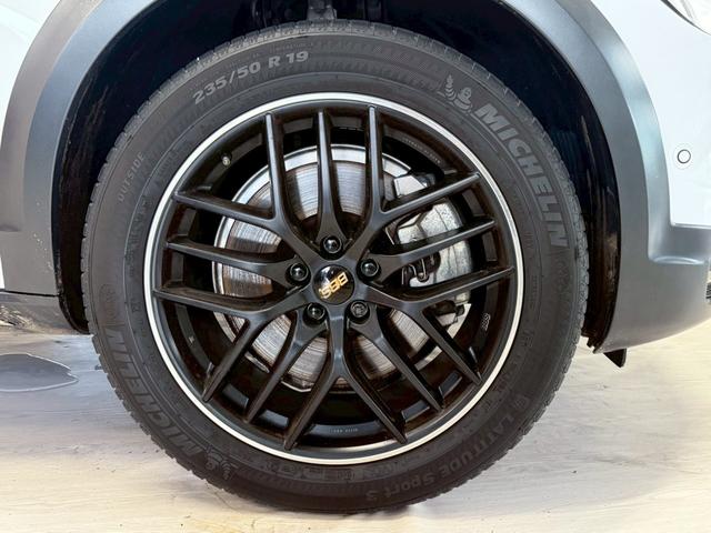 Ｖ９０ クロスカントリーＴ５　ＡＷＤ　３６０度カメラ・ベンチレーションマッサージ・パーキングアシスト・ＨＵＤ・ミラー、ルーフラッピング・シートヒーター・社外スピーカー・オートハイビーム・キャリア・社外ホイール（26枚目）
