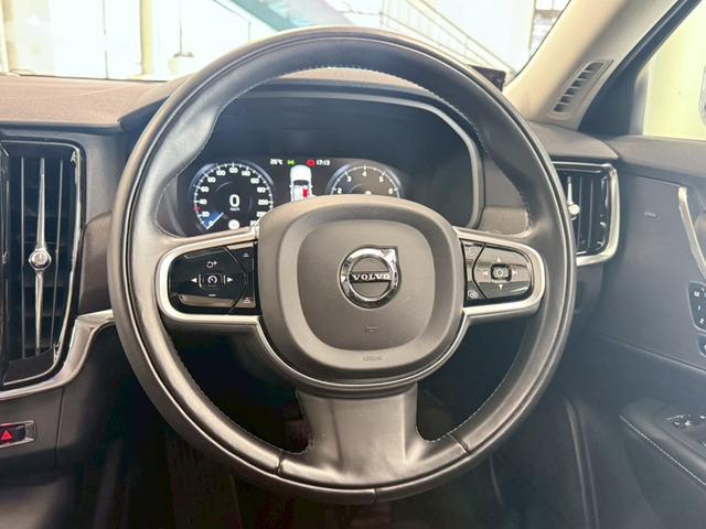 Ｖ９０ クロスカントリーＴ５　ＡＷＤ　３６０度カメラ・ベンチレーションマッサージ・パーキングアシスト・ＨＵＤ・ミラー、ルーフラッピング・シートヒーター・社外スピーカー・オートハイビーム・キャリア・社外ホイール（28枚目）