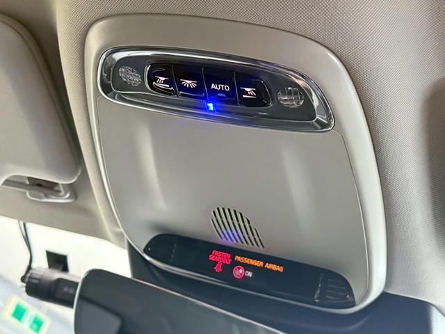 Ｖ９０ クロスカントリーＴ５　ＡＷＤ　３６０度カメラ・ベンチレーションマッサージ・パーキングアシスト・ＨＵＤ・ミラー、ルーフラッピング・シートヒーター・社外スピーカー・オートハイビーム・キャリア・社外ホイール（45枚目）