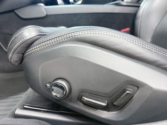 Ｖ９０ クロスカントリーＴ５　ＡＷＤ　３６０度カメラ・ベンチレーションマッサージ・パーキングアシスト・ＨＵＤ・ミラー、ルーフラッピング・シートヒーター・社外スピーカー・オートハイビーム・キャリア・社外ホイール（53枚目）