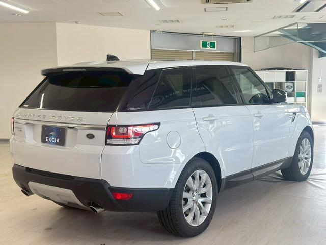 レンジローバースポーツ ＨＳＥ　４ＷＤ　パノラミックスライディングルーフ・黒革シート＆ヒーター・ハンドルヒーター・純正ナビＴＶ・４カメラ・パワーテールゲート・ＥＴＣ２．０（14枚目）