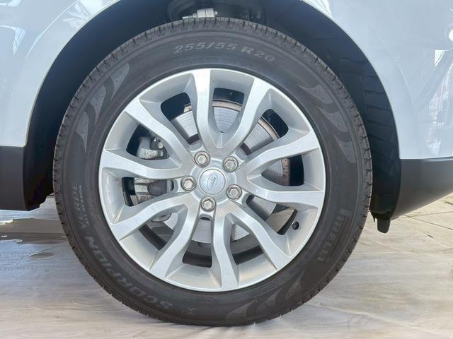 レンジローバースポーツ ＨＳＥ　４ＷＤ　パノラミックスライディングルーフ・黒革シート＆ヒーター・ハンドルヒーター・純正ナビＴＶ・４カメラ・パワーテールゲート・ＥＴＣ２．０（20枚目）