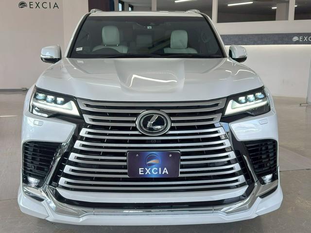 ＬＸ ＬＸ６００　４ＷＤ　モデリスタエアロ・７人乗・クーラーＢＯＸ・置き型充電・ホワイトレザーシート・純正ドラレコ・レーダー探知機・ムーンルーフ・シートヒーター＆ベンチレーション（7枚目）