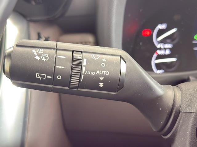 ＬＸ ＬＸ６００　４ＷＤ　モデリスタエアロ・７人乗・クーラーＢＯＸ・置き型充電・ホワイトレザーシート・純正ドラレコ・レーダー探知機・ムーンルーフ・シートヒーター＆ベンチレーション（25枚目）