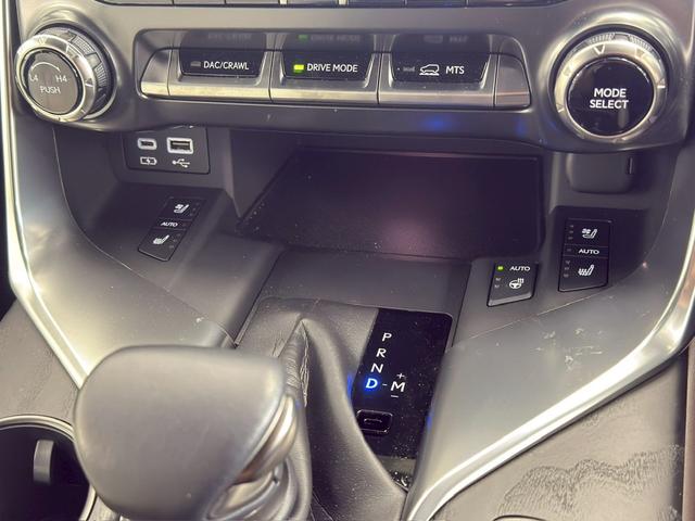ＬＸ ＬＸ６００　４ＷＤ　モデリスタエアロ・７人乗・クーラーＢＯＸ・置き型充電・ホワイトレザーシート・純正ドラレコ・レーダー探知機・ムーンルーフ・シートヒーター＆ベンチレーション（32枚目）