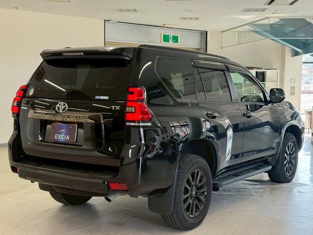 ランドクルーザープラド ＴＸ　Ｌパッケージ　７０ｔｈアニバーサリーリミテッド　ディーゼルターボ　４ＷＤ　７人乗・ミシュランタイヤ溝７割・スペアキー・ドラレコ・サイドバイザー・７０ｔｈＡｎｎｉｖｅｒｓａｒｙフロアマット・純正ナビ・バックカメラ・シートヒーター＆ベンチレーション（15枚目）