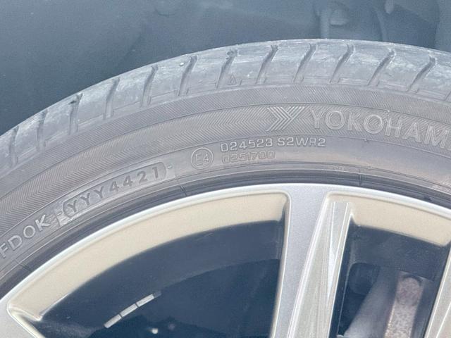 ＣＴ ＣＴ２００ｈ　Ｆスポーツ　ステアリングヒーター・ＴＶキャンセラー・ファブリックシート・シートヒーター・２１５／４５Ｒ１７・ブラックルーフ・アクセサリーコンセント・カードキー（21枚目）