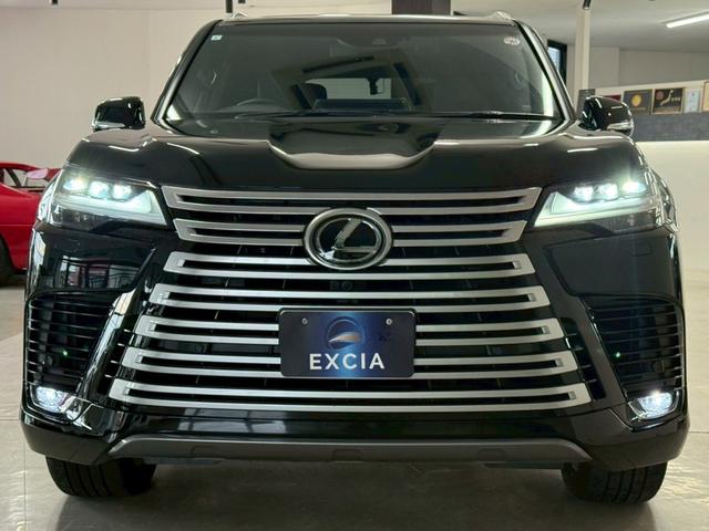 ＬＸ ＬＸ６００　エグゼクティブ　・オーナメントパネルアートウッド　４ＷＤ　別体型ディスクプレイヤー・マークレビンソン・パノラマビューモニター・リアエンターテイメント・ＩＴＳコネクト・ムーンルーフ・ＨＵＤ・Ｅｘｅｃｕｔｉｖｅ専用セミアリニン本革シート（7枚目）