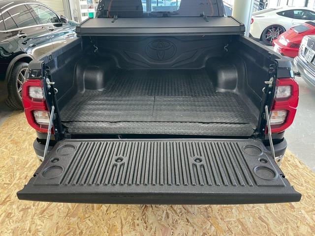 ハイラックス Z ディーゼルターボ 4WD ALPINEディスプレイオーディオ英語・Applecarplay・バックカメラ・バグガード・トノカバー・ワンオーナー・レーダークルーズコントロール(11枚目)
