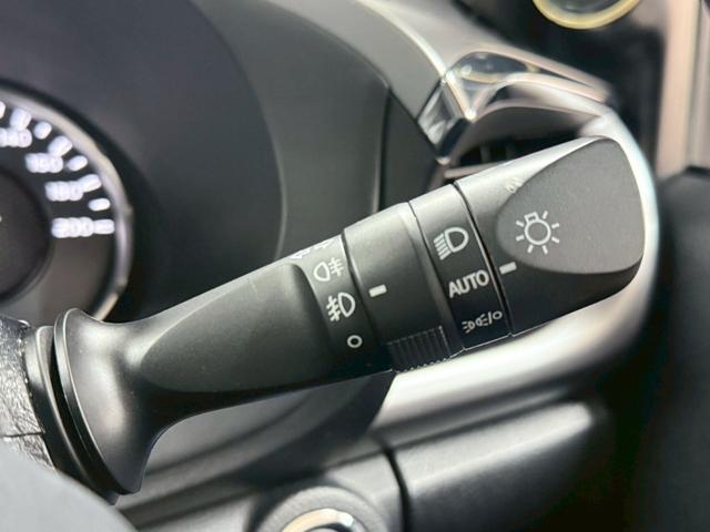 ハイラックス Z ディーゼルターボ 4WD ALPINEディスプレイオーディオ英語・Applecarplay・バックカメラ・バグガード・トノカバー・ワンオーナー・レーダークルーズコントロール(30枚目)