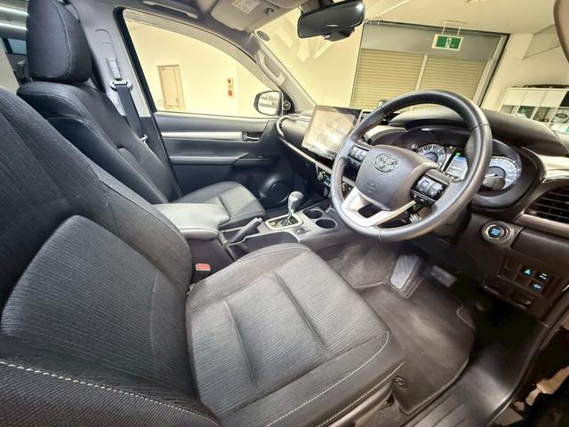 ハイラックス Z ディーゼルターボ 4WD ALPINEディスプレイオーディオ英語・Applecarplay・バックカメラ・バグガード・トノカバー・ワンオーナー・レーダークルーズコントロール(42枚目)