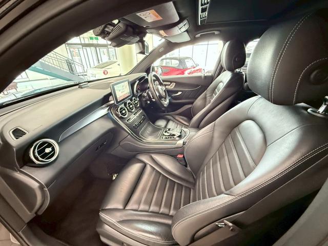 GLC GLC250 4マチック クーペスポーツ(本革仕様) 本革シート・ブルメスター・シートヒーター・パノラミックスライディングルーフ・LEDヘッドライト・4カメラ(44枚目)