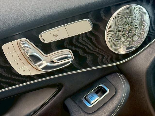 GLC GLC250 4マチック クーペスポーツ(本革仕様) 本革シート・ブルメスター・シートヒーター・パノラミックスライディングルーフ・LEDヘッドライト・4カメラ(52枚目)