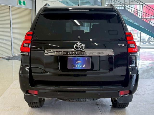 ランドクルーザープラド TX Lパッケージ 70thアニバーサリーリミテッド ディーゼルターボ 4WD 7人乗・デジタルインナーミラー・ブラインドスポットモニター・シートヒーター&クーラー・スペアキー(9枚目)