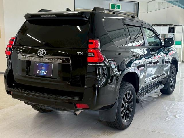 ランドクルーザープラド TX Lパッケージ 70thアニバーサリーリミテッド ディーゼルターボ 4WD 7人乗・デジタルインナーミラー・ブラインドスポットモニター・シートヒーター&クーラー・スペアキー(13枚目)