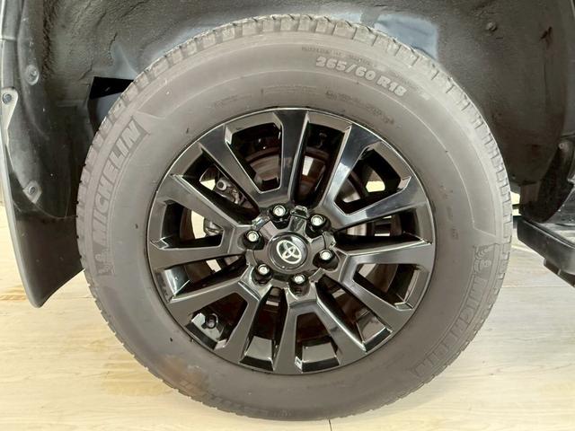 ランドクルーザープラド TX Lパッケージ 70thアニバーサリーリミテッド ディーゼルターボ 4WD 7人乗・デジタルインナーミラー・ブラインドスポットモニター・シートヒーター&クーラー・スペアキー(21枚目)