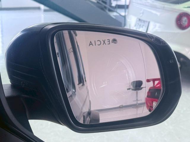 Gクラス G400d AMGライン  4WD ディーゼルターボ ガラススライディングルーフ・ラグジュアリーPKG・ナイトPKGマグノ・ブルメスター・ステアリングヒーター・チェリーウッドラゲッジフロア・シートヒータープラス・電動ランバーサポート(18枚目)
