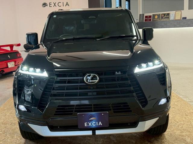 GX GX550 バージョンL 4WD モデリスタエアロ・マークレビンソンプレミアムサウンド・パノラマルーフ・ドラレコ・フロアマット・プロジェクションカーテシイルミ・セミアリニン本革・ITSコネクト・電動ステップ(7枚目)