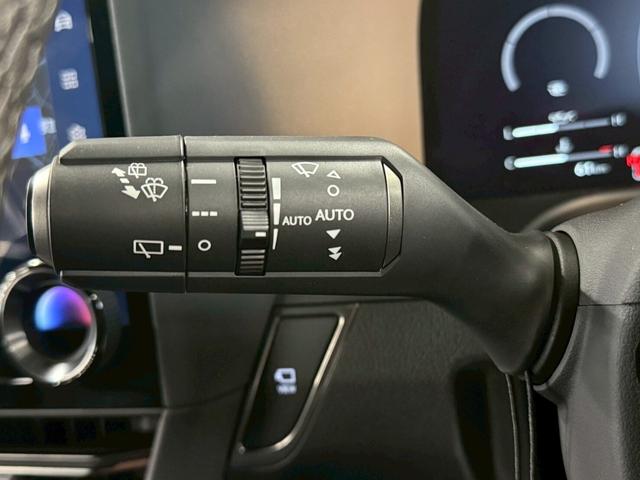 GX GX550 バージョンL 4WD モデリスタエアロ・マークレビンソンプレミアムサウンド・パノラマルーフ・ドラレコ・フロアマット・プロジェクションカーテシイルミ・セミアリニン本革・ITSコネクト・電動ステップ(24枚目)