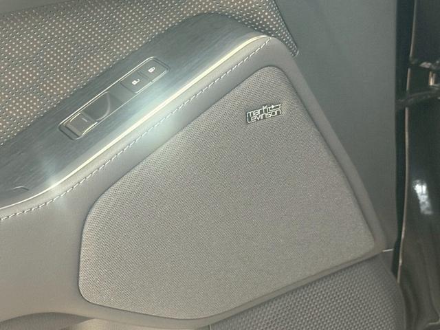 GX GX550 バージョンL 4WD モデリスタエアロ・マークレビンソンプレミアムサウンド・パノラマルーフ・ドラレコ・フロアマット・プロジェクションカーテシイルミ・セミアリニン本革・ITSコネクト・電動ステップ(57枚目)