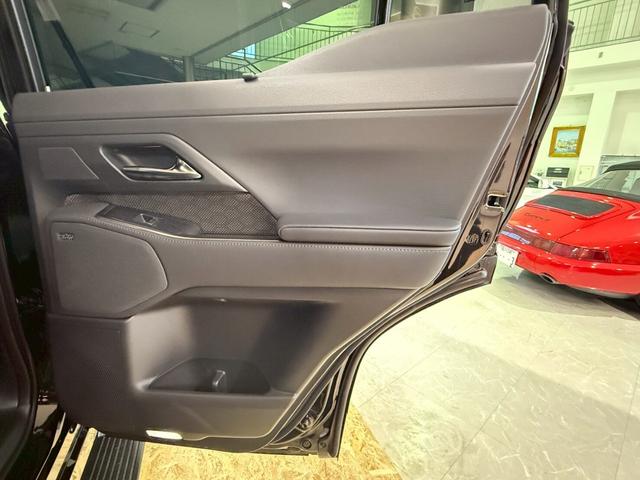 GX GX550 バージョンL 4WD モデリスタエアロ・マークレビンソンプレミアムサウンド・パノラマルーフ・ドラレコ・フロアマット・プロジェクションカーテシイルミ・セミアリニン本革・ITSコネクト・電動ステップ(60枚目)