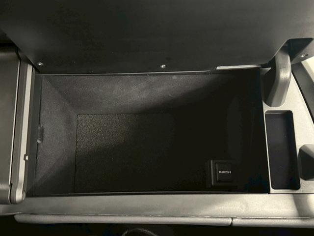 ＮＸ ＮＸ３５０ｈ　バージョンＬ　４ＷＤ　モデリスタエアロ・マークレビンソン・　　デジタルインナーミラー・置く充電・アドバンスドパーク・パーキングサポートブレーキ・パノラミックビューモニター・シートヒーター＆ベンチレーション（32枚目）