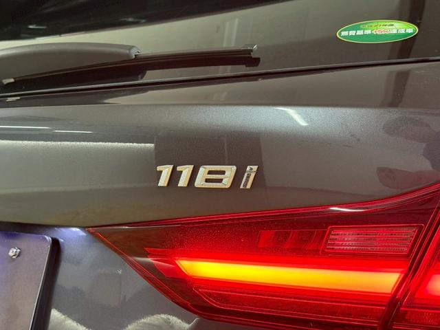 1シリーズ 118i Mスポーツ DCT iDriveナビゲーションPKG・ETC機能付ルームミラー・Applecarplay・インテリジェントパーソナルアシスタント・置く充電・前後ドラレコ・フットトランクオープナー(18枚目)