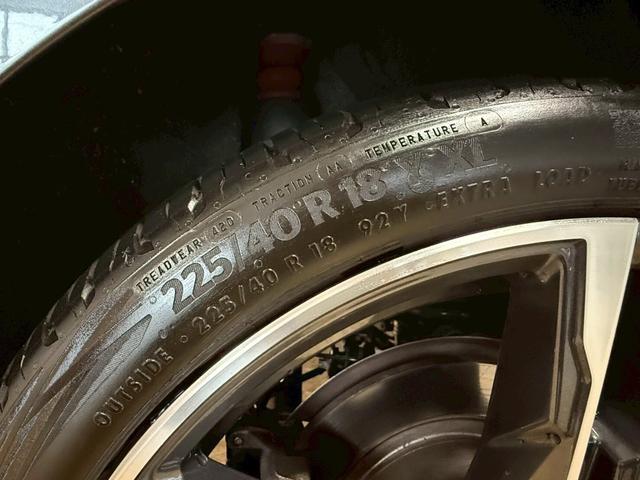 1シリーズ 118i Mスポーツ DCT iDriveナビゲーションPKG・ETC機能付ルームミラー・Applecarplay・インテリジェントパーソナルアシスタント・置く充電・前後ドラレコ・フットトランクオープナー(19枚目)