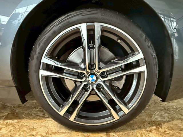 1シリーズ 118i Mスポーツ DCT iDriveナビゲーションPKG・ETC機能付ルームミラー・Applecarplay・インテリジェントパーソナルアシスタント・置く充電・前後ドラレコ・フットトランクオープナー(21枚目)