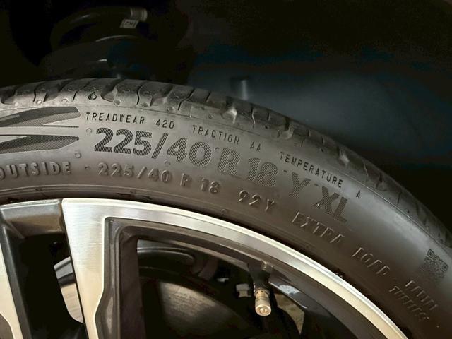 1シリーズ 118i Mスポーツ DCT iDriveナビゲーションPKG・ETC機能付ルームミラー・Applecarplay・インテリジェントパーソナルアシスタント・置く充電・前後ドラレコ・フットトランクオープナー(27枚目)