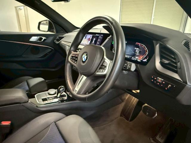 1シリーズ 118i Mスポーツ DCT iDriveナビゲーションPKG・ETC機能付ルームミラー・Applecarplay・インテリジェントパーソナルアシスタント・置く充電・前後ドラレコ・フットトランクオープナー(46枚目)