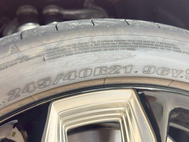 LC LC500 マークレビンソン・パフォーマンスダンパー・ドラレコ・パノラミックビューモニター・21インチアルミ・3眼LEDヘッドライト・HUD(23枚目)