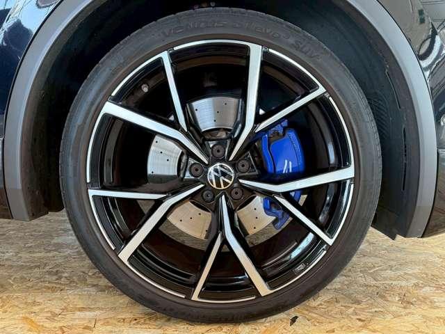 ティグアン Ｒ　４モーション　４ＷＤ　Ｒ専用ナパレザーシート＆クロームＰ　　　・シートヒーター・ハンドルヒーター・ＨＵＤ・パワーテールゲート・Ａｐｐｌｅｃａｒｐｌａｙ・ＡｎｄｒｏｉｄＡｕｔｏ・３６０度カメラ（22枚目）